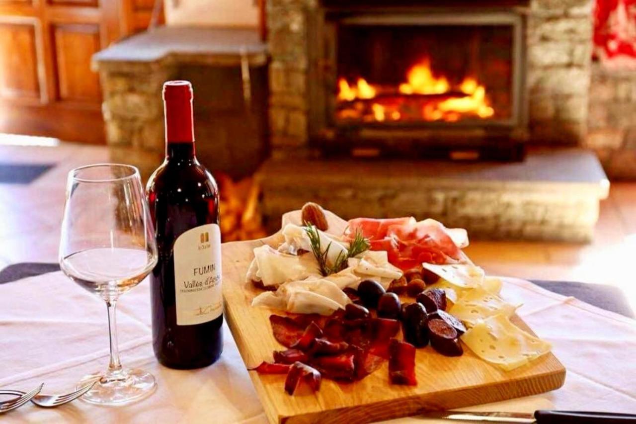 Hotel & Ristorante Serenella ブレウイル・チェルヴィナイア エクステリア 写真